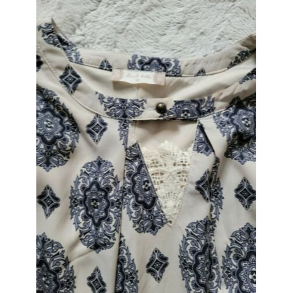 ✨️CL Altar'd State Cream Blue Diamond Print Lace Hem Dress Size M - Picture 8 of 12